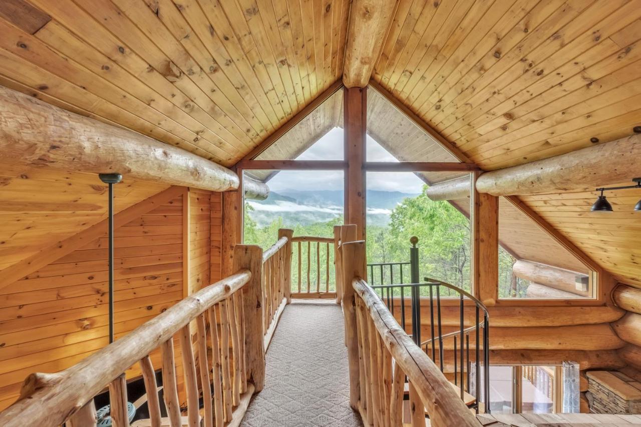 Royal Views - Private Mountain * Gatlinburg